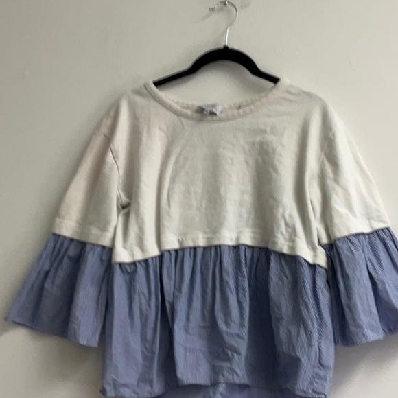 KINLY
Layered Poplin Top - Picture 3 of 6